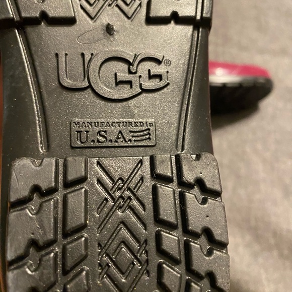 New!!! UGG red rain boots - Picture 5 of 6